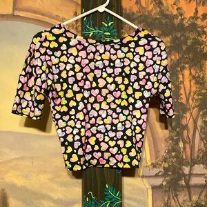 Heart print twist back girls top